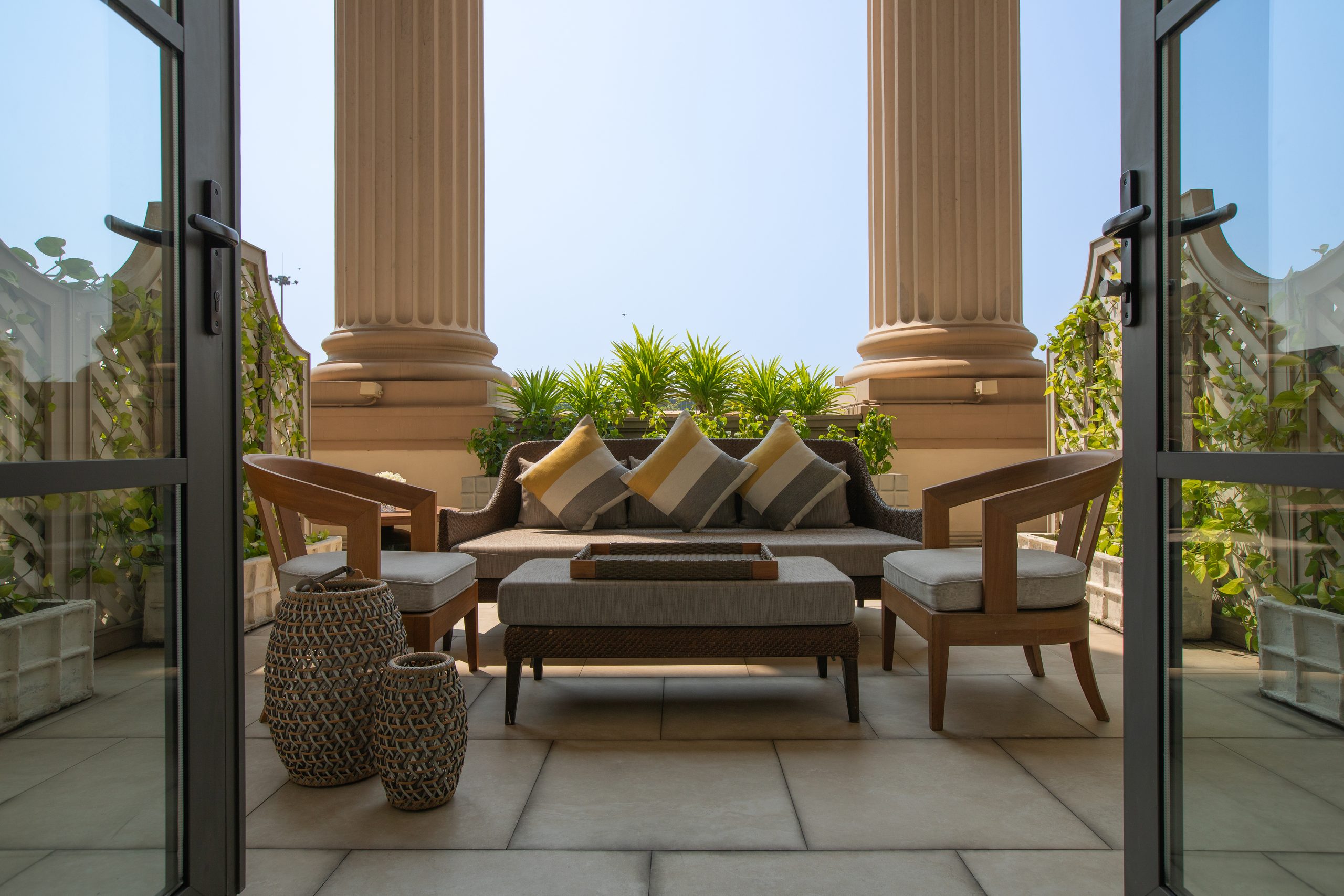 Executive Suite — Image 2