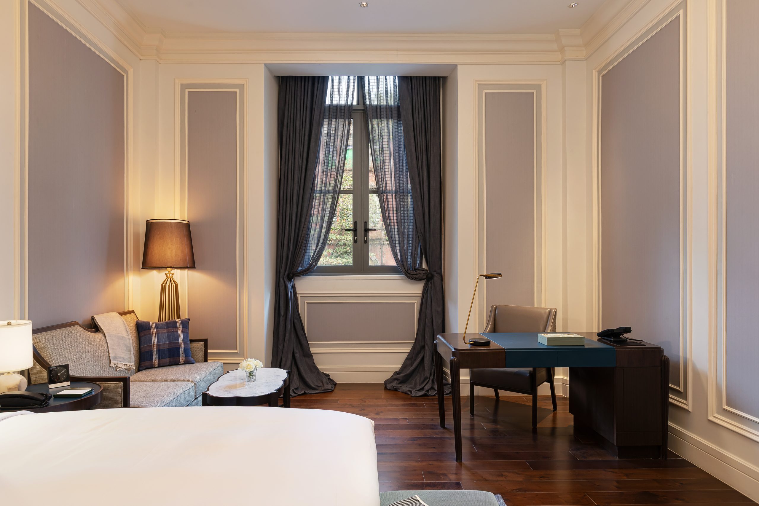 Executive Room — Image 1