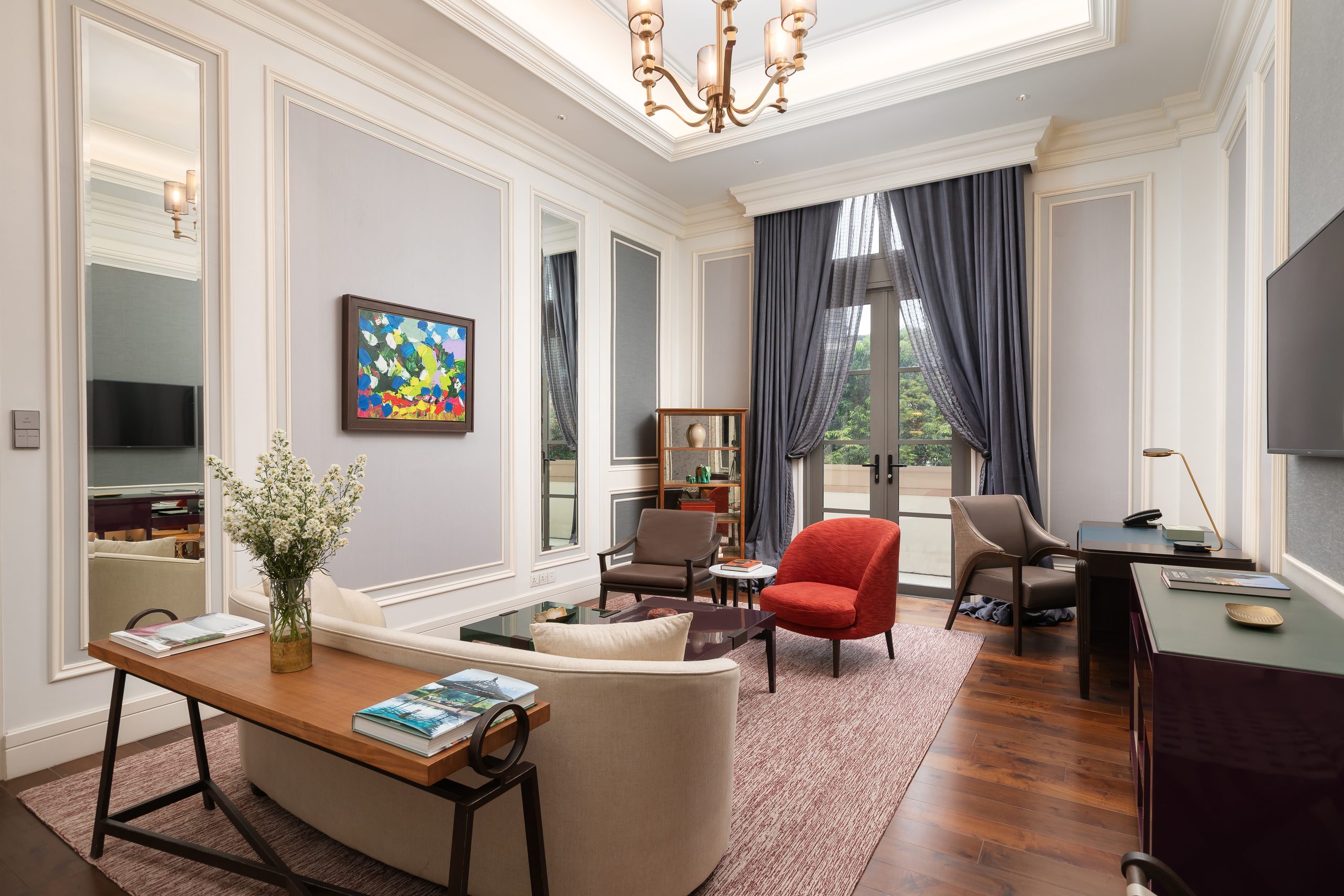 Manor Suite — Image 4